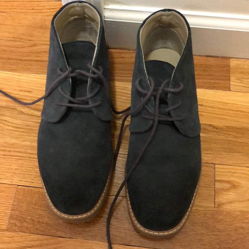 Boots SZ 6 big kids
